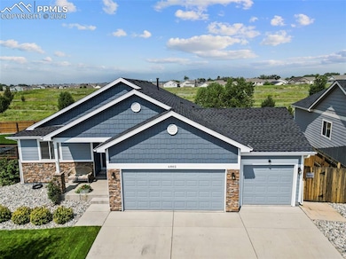 6802 Phantom Way, Colorado Springs, CO 80925 - photo 2