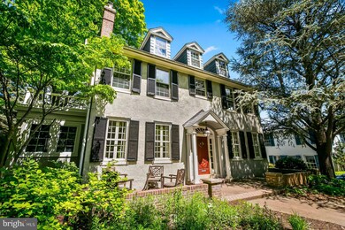 210 Northfield Place, Baltimore, MD 21210 - photo 2