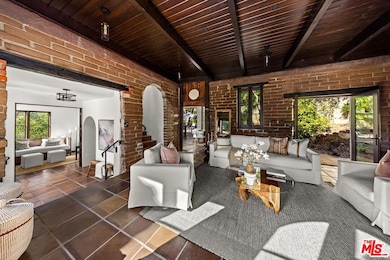 unlisted-address, Santa Barbara, CA 93108 - photo 4