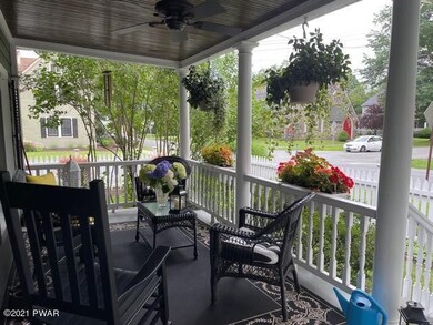 201 W Catherine St, Milford, PA 18337 - photo 5