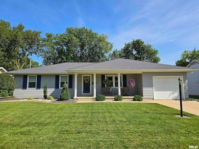 1782 Frazier Ave, Centralia, IL 62801 - photo 4