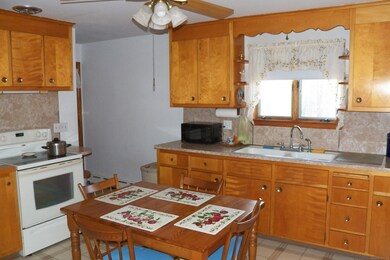 165 Birchwood St, Waterbury, CT 06708 - photo 6