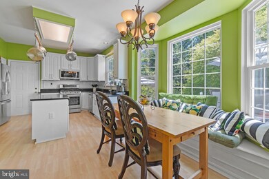 3679 Thomasson Crossing Dr, Triangle, VA 22172 - photo 6