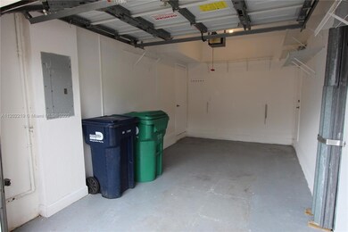 10927 NW 67th Terrace, Doral, FL 33178 - photo 3