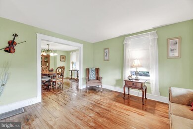 5826 Oakland Rd, Sykesville, MD 21784 - photo 4