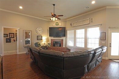 5507 Aspen, Bartlesville, OK 74006 - photo 4