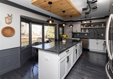 3816 SW 30th St, Des Moines, IA 50321 - photo 2