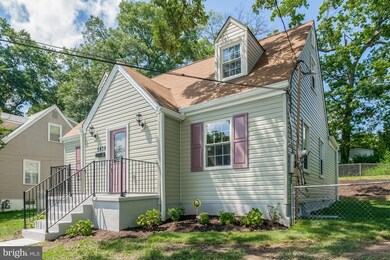 5434 Taussig Rd, Bladensburg, MD 20710 - photo 2