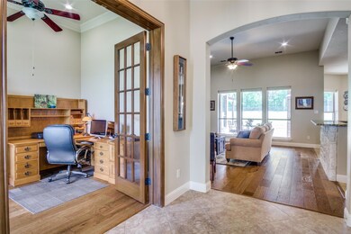 512 Crested Oak Ct, Fort Worth, TX 76108 - photo 4