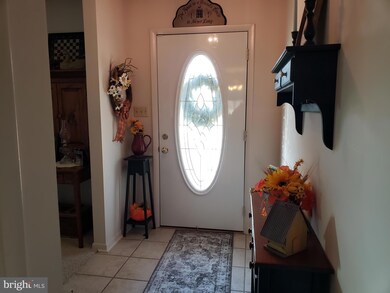 145 Jackson Dr, Chambersburg, PA 17201 - photo 3