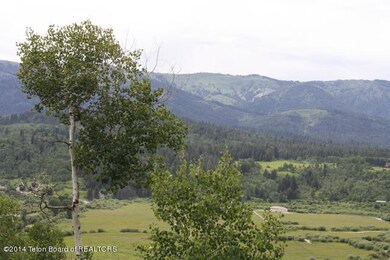 Mountain Views to the west
