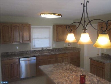 34 Pebble Ln, Willingboro, NJ 08046 - photo 2