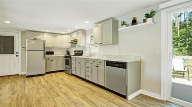 14 Flat Rock Bridge Rd, Rochester, NH 03868 - photo 5