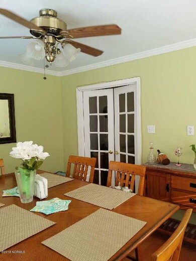 900 E Wilmington St, Burgaw, NC 28425 - photo 4