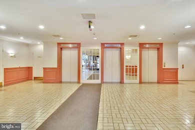 Greens of Leisure World unit 4-812, Silver Spring, MD 20906 - photo 3