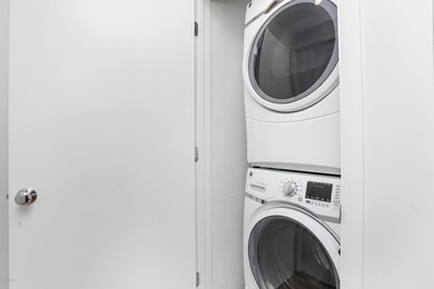 70 Bruce Park Ave unit 2, Greenwich, CT 06830 - photo 7