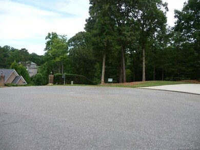 Quiet Cul-de-sac lot in lovely, Gated Harbor Watch Community