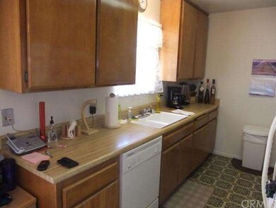 6967 Mount Lassen Ave, Joshua Tree, CA 92252 - photo 5