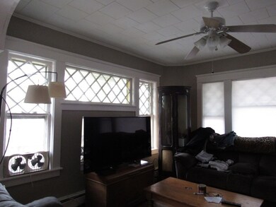 8 Woodford St unit 1, Worcester, MA 01604 - photo 4