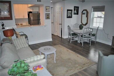 Coliseum Place Apartments unit 217, New Orleans, LA 70130 - photo 7