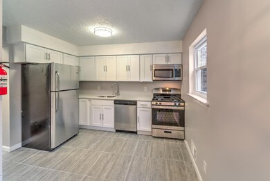 006_KITCHEN