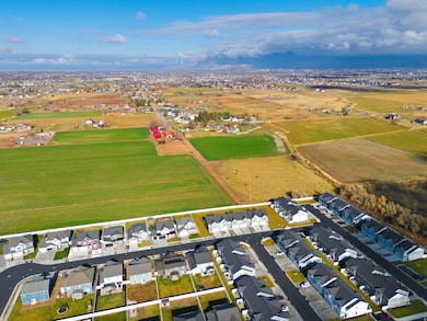 4262 W 3490 S, West Haven, UT 84401 - photo 2