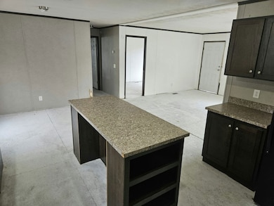 16031 Beech Daly Rd unit 174, Taylor, MI 48180 - photo 2