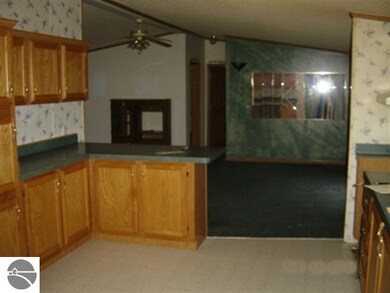 5805 E Esmond Rd, Hale, MI 48739 - photo 6