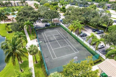 2640 S University Dr unit 129, Davie, FL 33328 - photo 4