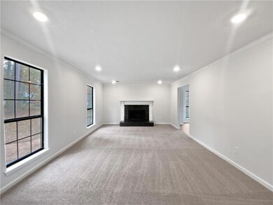 9176 Chickasaw Ct, Jonesboro, GA 30236 - photo 3