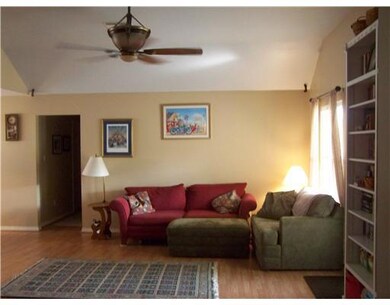 2700 Bayou Bleu Dr, Marrero, LA 70072 - photo 3