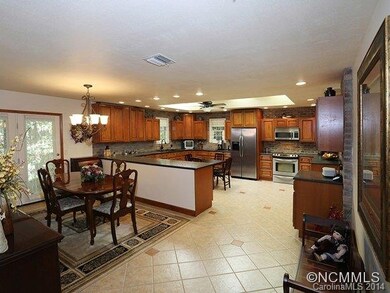 163 Mulberry Hill Dr, Hendersonville, NC 28792 - photo 6