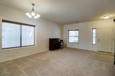 Formal living & dining