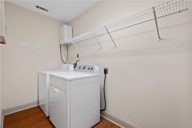 Laundry  with W/D