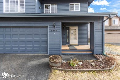 03-IMG_6728_Front Exterior_SSW