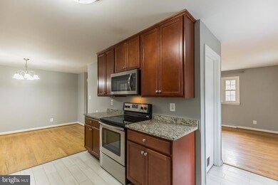 5173 Colebrook Dr, La Plata, MD 20646 - photo 7