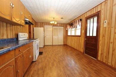 10195 Dixie Beeline Hwy, Guthrie, KY 42234 - photo 6