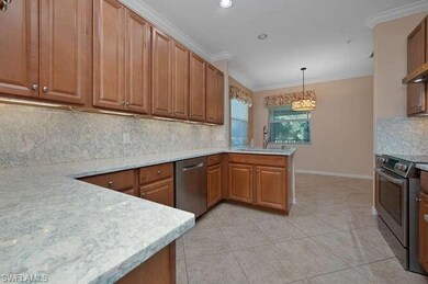 Kitchen with sink, ornamental molding, kitchen pen