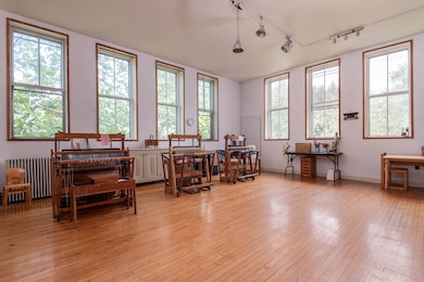 4 Signal Pine Rd, Putney, VT 05346 - photo 6