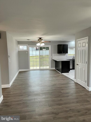 482 Lyman Ave, Womelsdorf, PA 19567 - photo 6