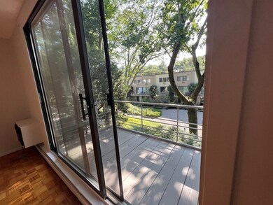 330 Newton St unit D, Brookline, MA 02467 - photo 4