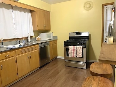 10542 S Artesian Ave, Chicago, IL 60655 - photo 6