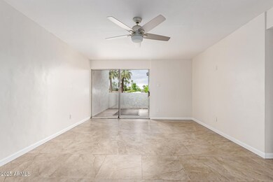 Ciento West unit 247W, Scottsdale, AZ 85251 - photo 3