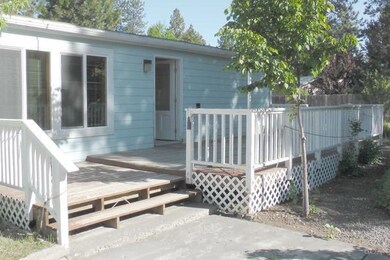 60247 Turquoise Rd, Bend, OR 97702 - photo 2