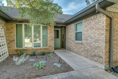 3041 Shenandoah Dr, Bedford, TX 76021 - photo 3