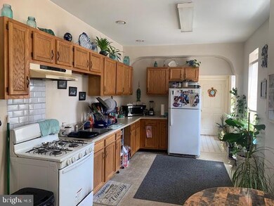 121 Old Dorwart St, Lancaster, PA 17603 - photo 2