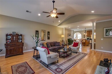 231 Landis Ct unit 14, Asheboro, NC 27203 - photo 5