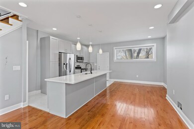 854 Marshall Rd, Sharon Hill, PA 19079 - photo 4