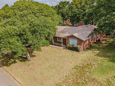 844 Woodcrest Dr, Hurst, TX 76053 - photo 6