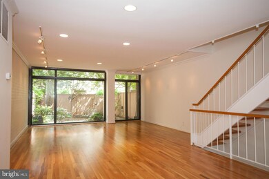 393 N St SW unit 100, Washington, DC 20024 - photo 4